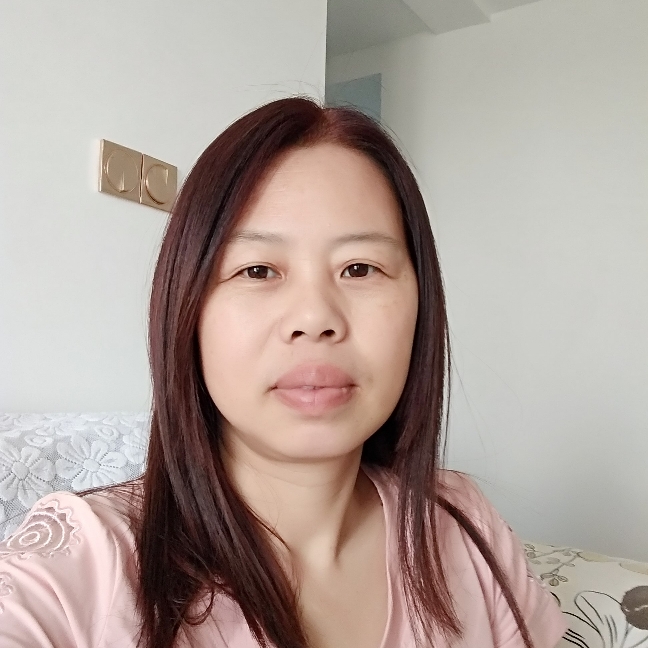 若溪回眸的照片