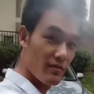 典雅回眸哈密瓜的照片