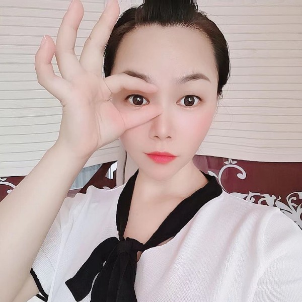 宝马凝眸老迟到的照片
