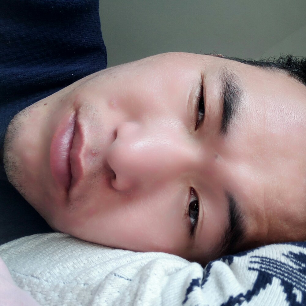 白云寂冷的照片