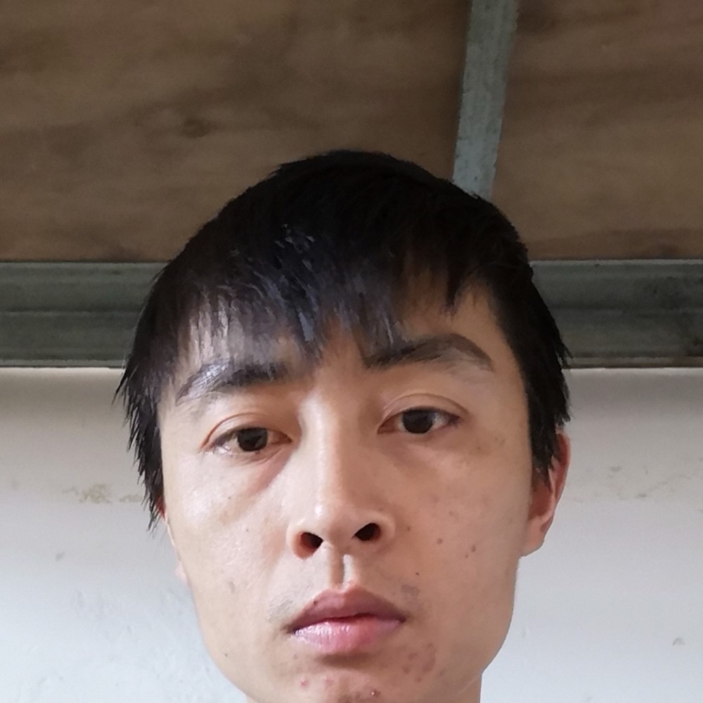 碧蓝挽手故事的照片