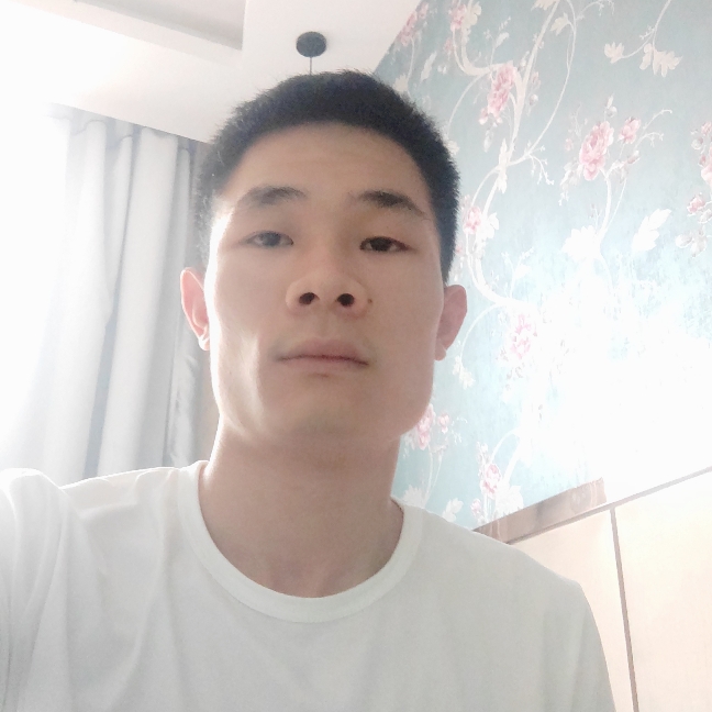 唅笑半步癫的照片
