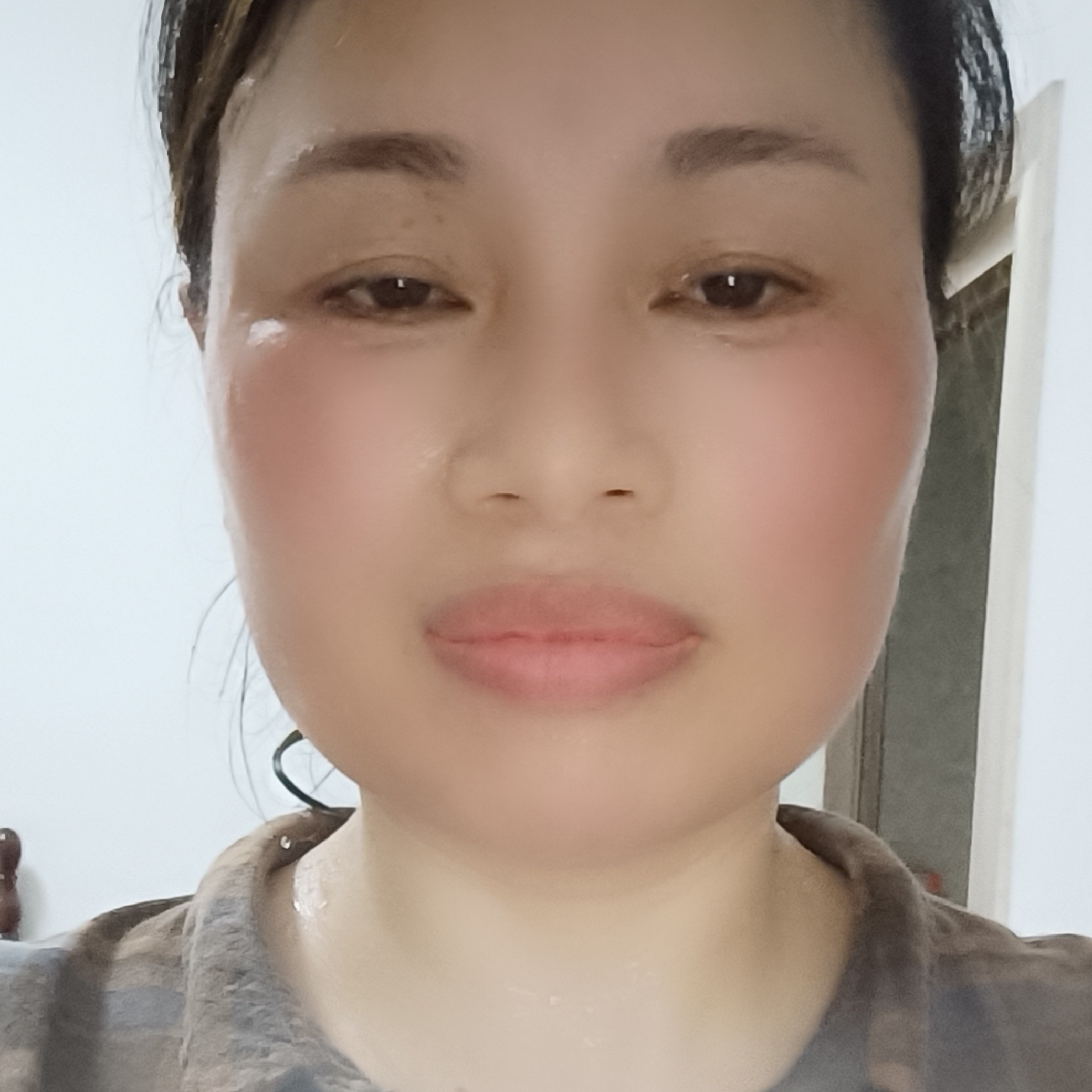 易立新的照片