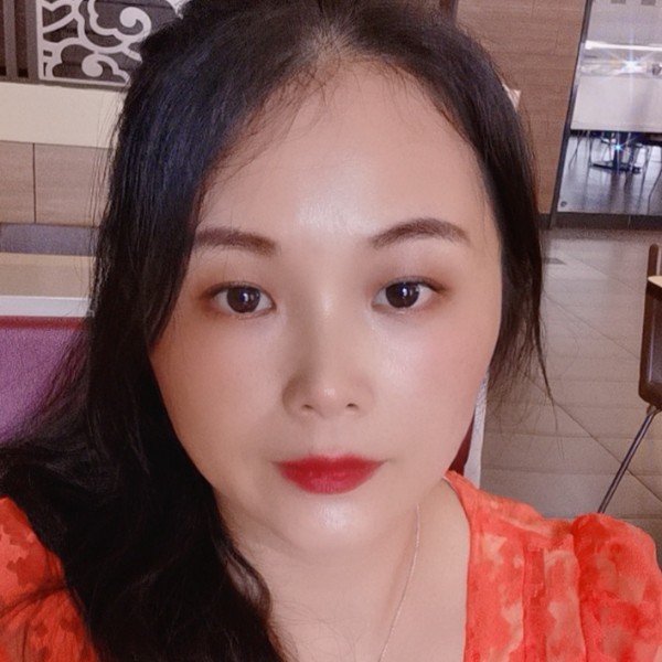 LinDa  燕的照片