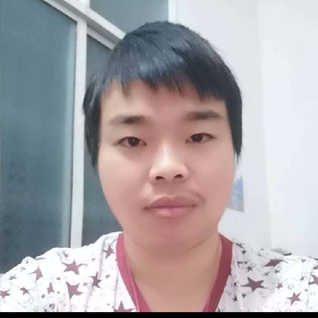 阳光子腾的照片
