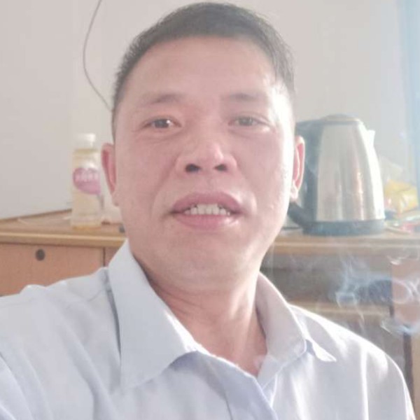 漂亮蹙眉小丸子的照片