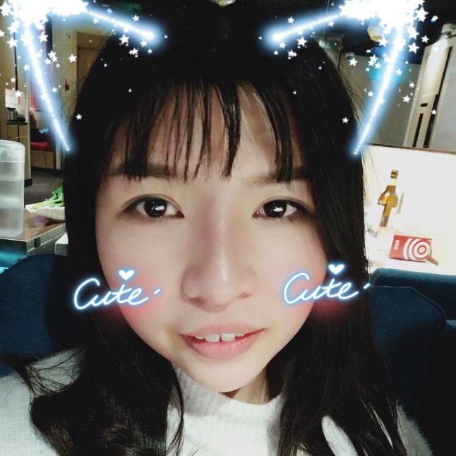 小蘑菇有灵巧的照片
