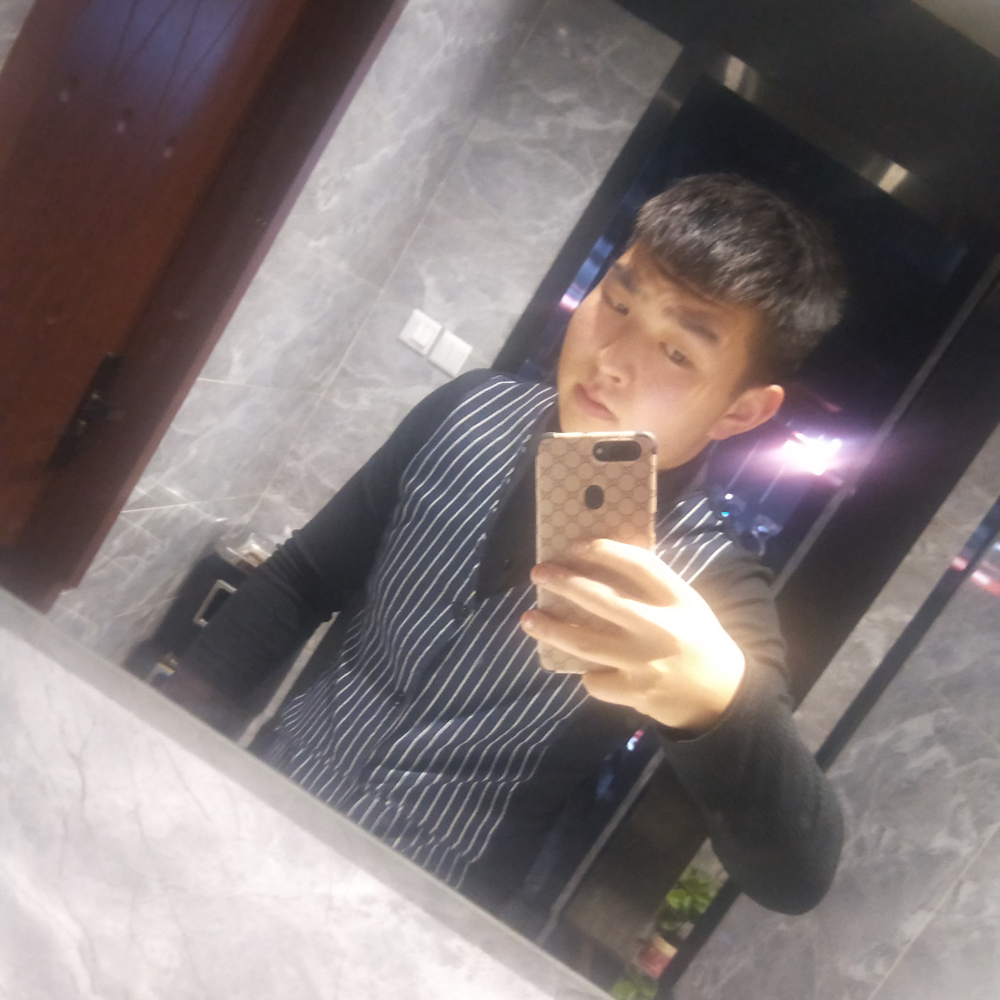 有我就够了。的照片