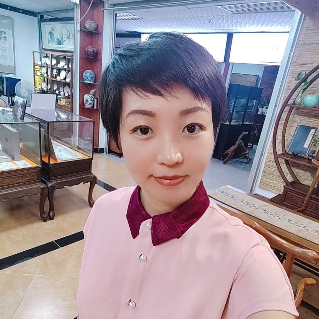 卡卡萝莉的照片