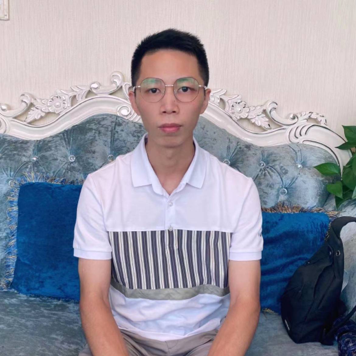 弓长生的照片