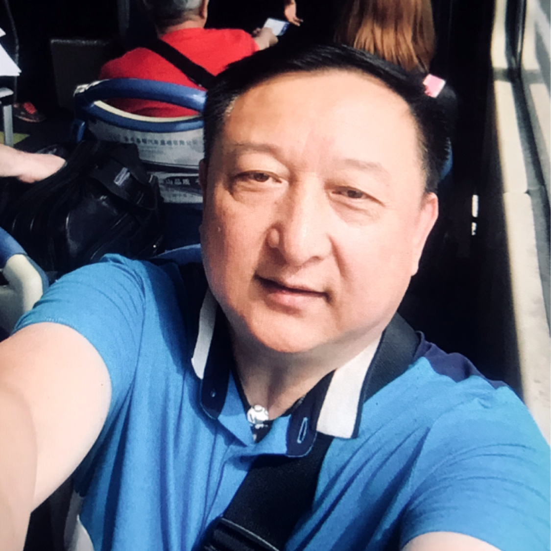 活在当下享今宵的照片
