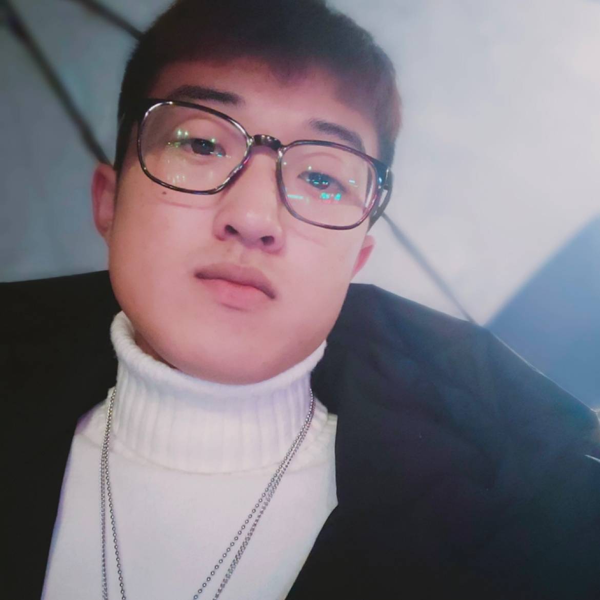 半夏健壮的照片