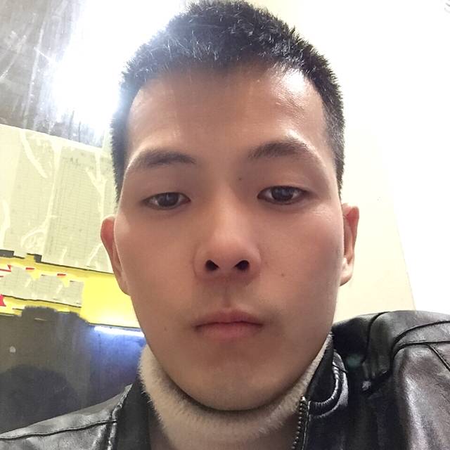 典雅蹁跹羊的照片