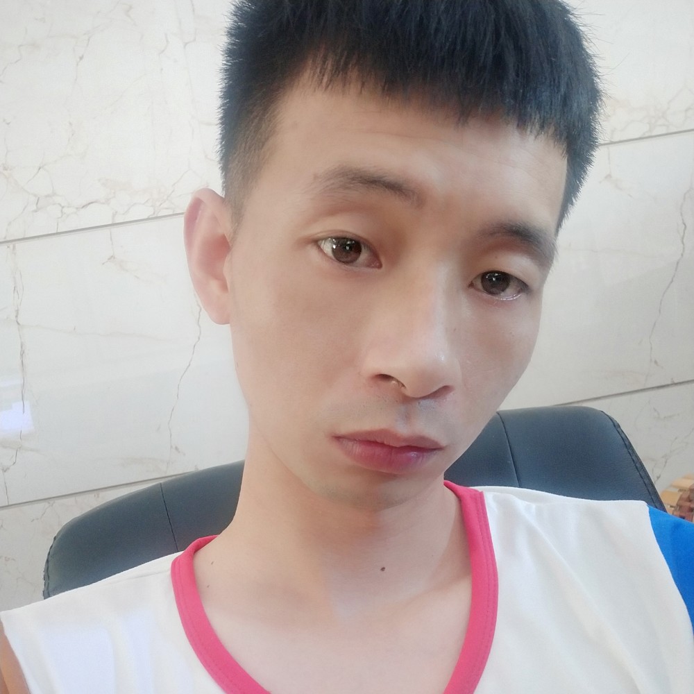 温良莞尔的照片