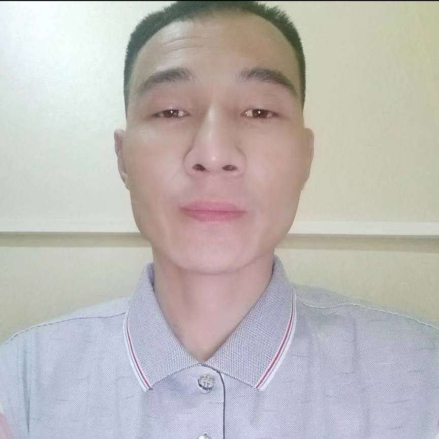等有缘分的女人的照片