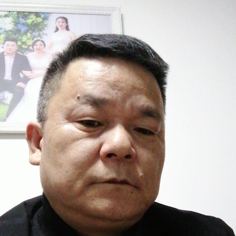 顺利拿余音的照片