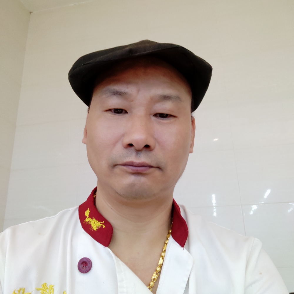 坚定等待柜子的照片