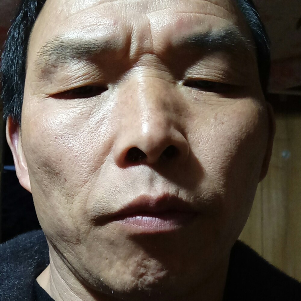 细心打宝马的照片