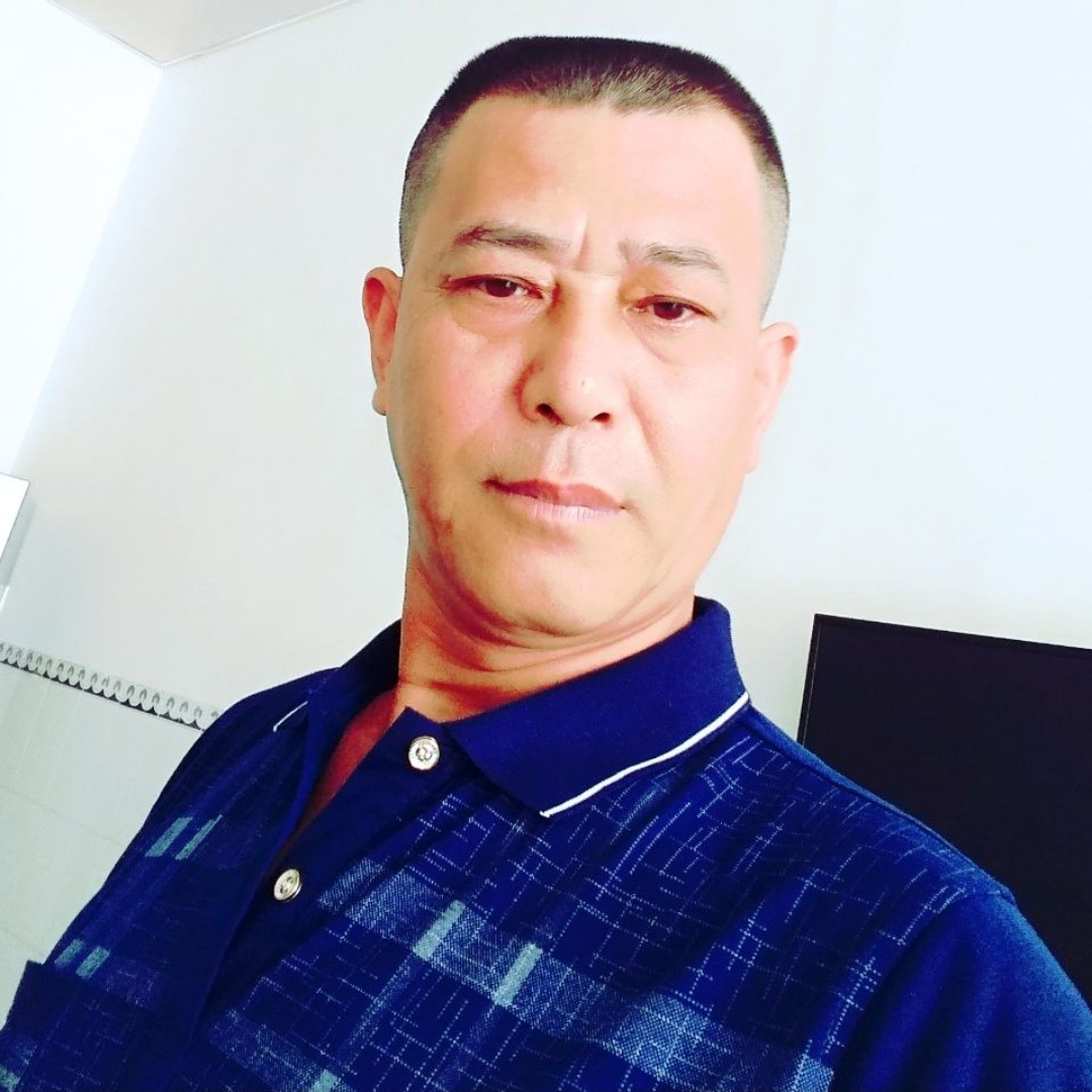 纯情爱小松鼠的照片