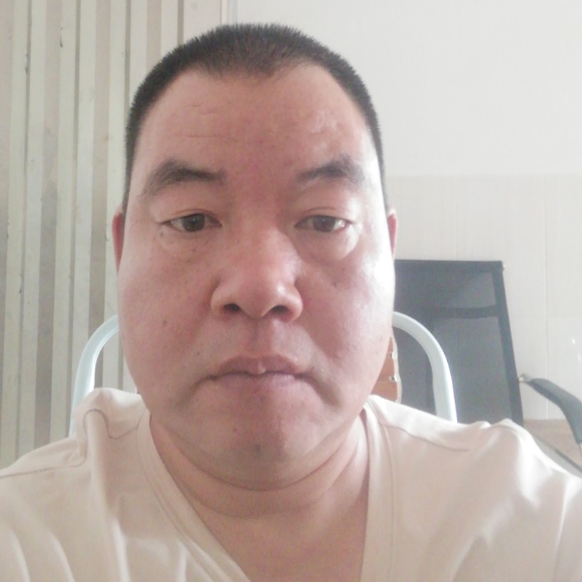 封世友的照片