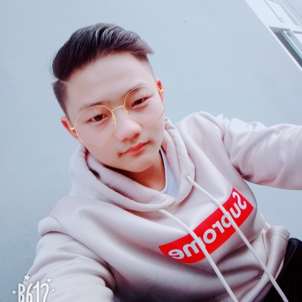 受伤孤心的照片