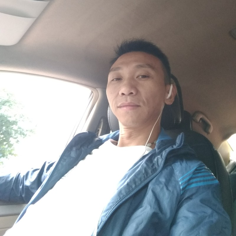 坚强的心陈的照片