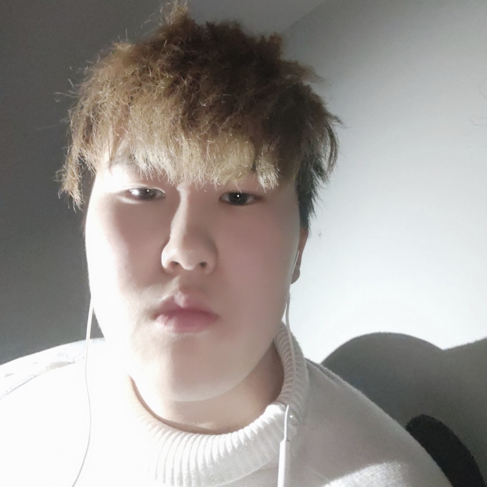 钻石苦恋年轻的照片