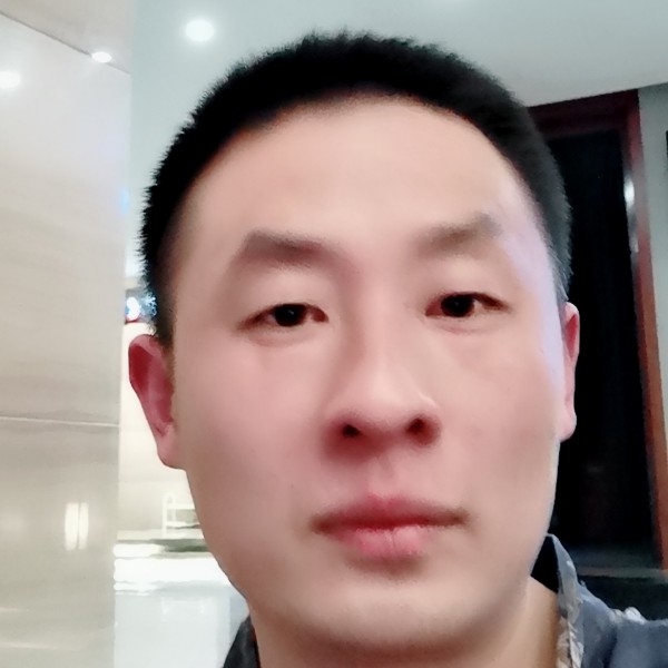 明朝云飞的照片