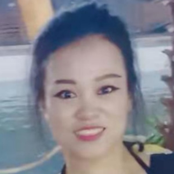 个性笑小天鹅的照片
