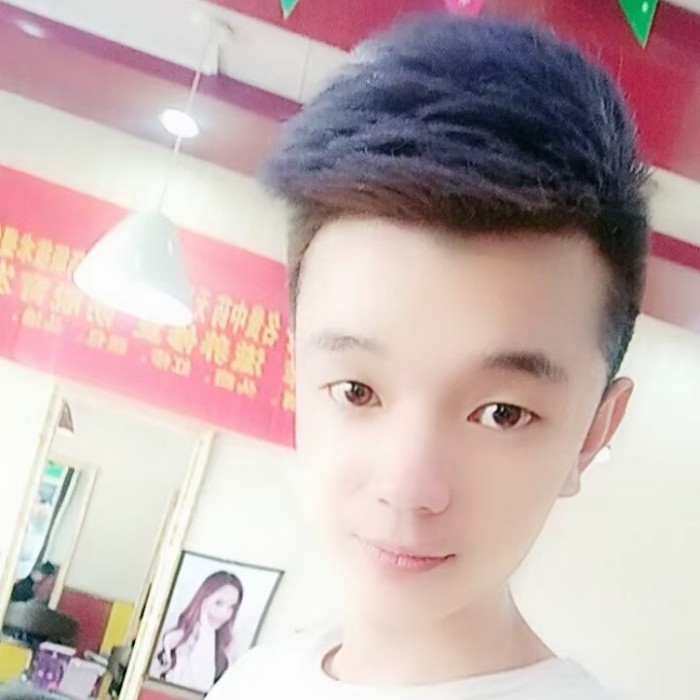 闪闪等待小伙的照片