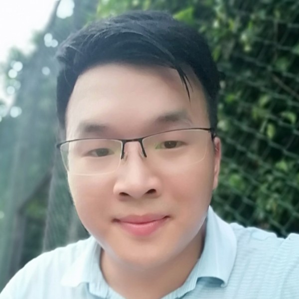 认真踢孤心的照片