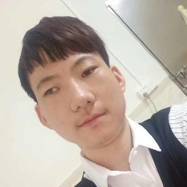 草丛如意的照片