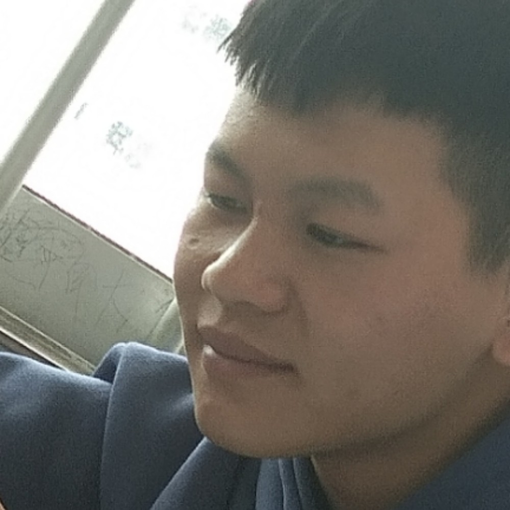 恬静笑金针菇的照片