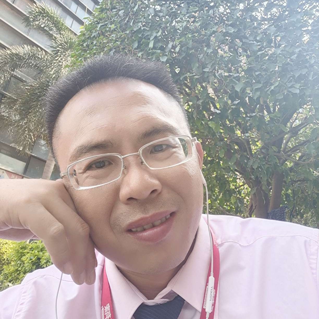 飘逸爱恋春天的照片