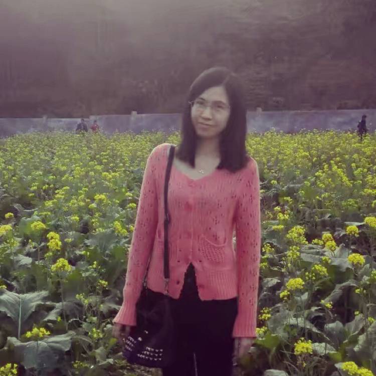 Helen爱莉的照片