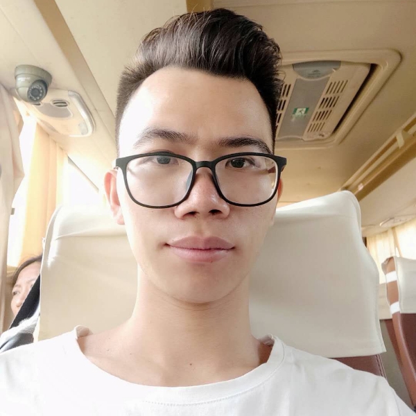 沐樱拾忆冷酷的照片