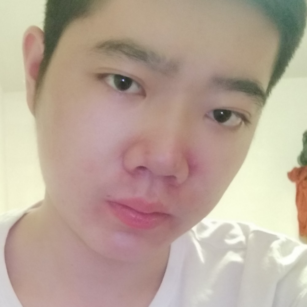 漠然用鱼的照片