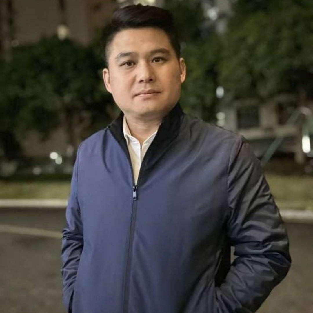 眉眼动人