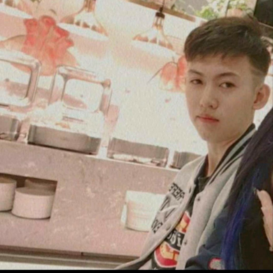 词不达噫的照片