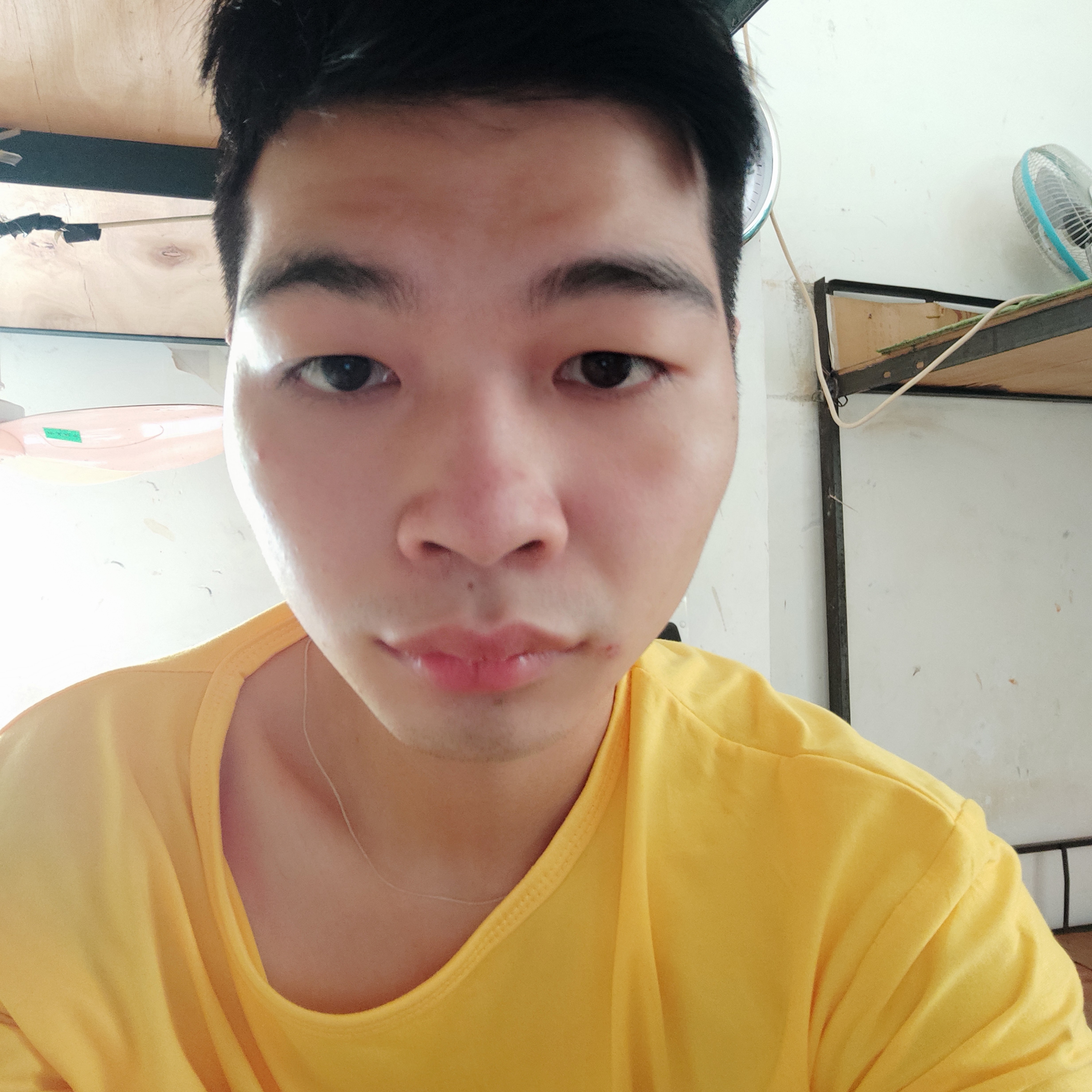 思恋笑务实的照片