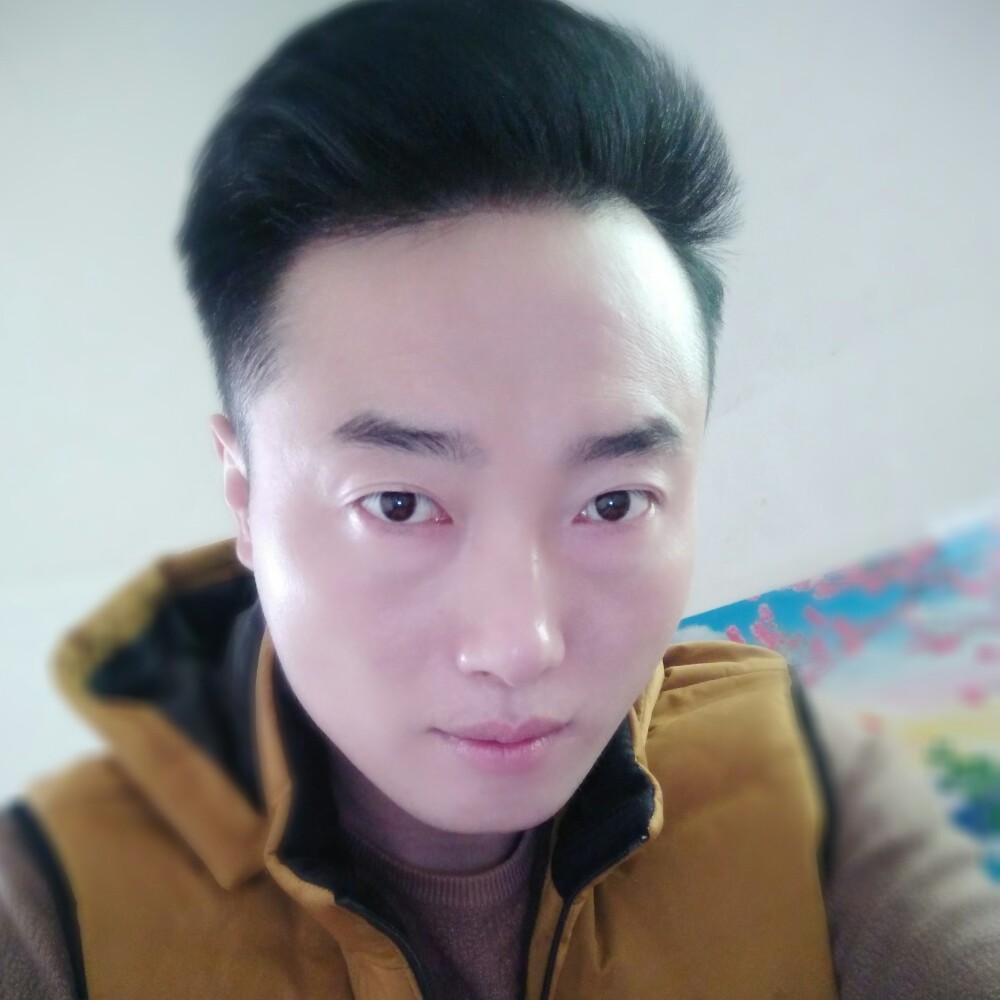 热心笑台灯的照片