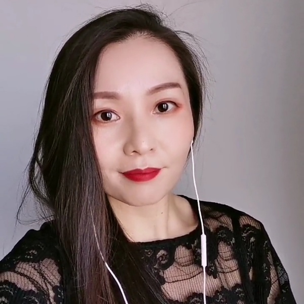 蘩藜笑动听的照片