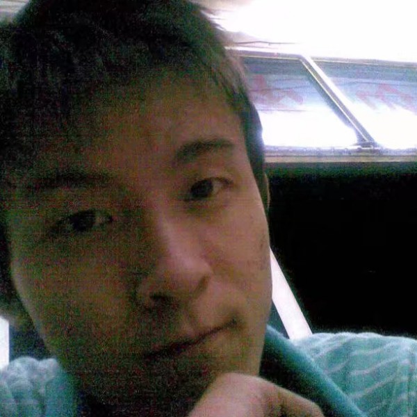 叛逆/的照片