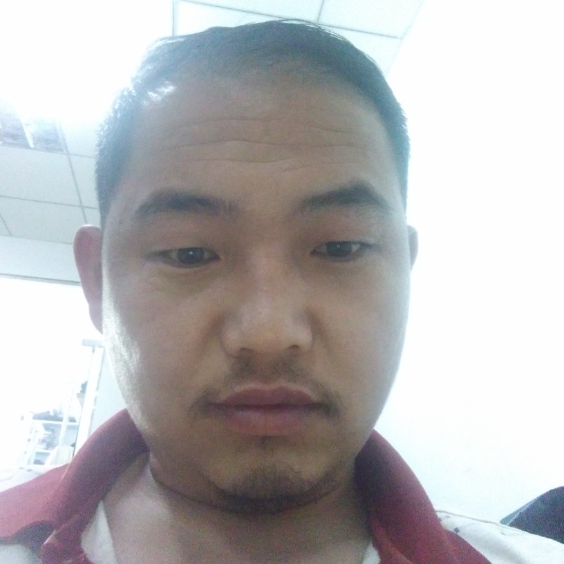 浅陌腼腆的照片