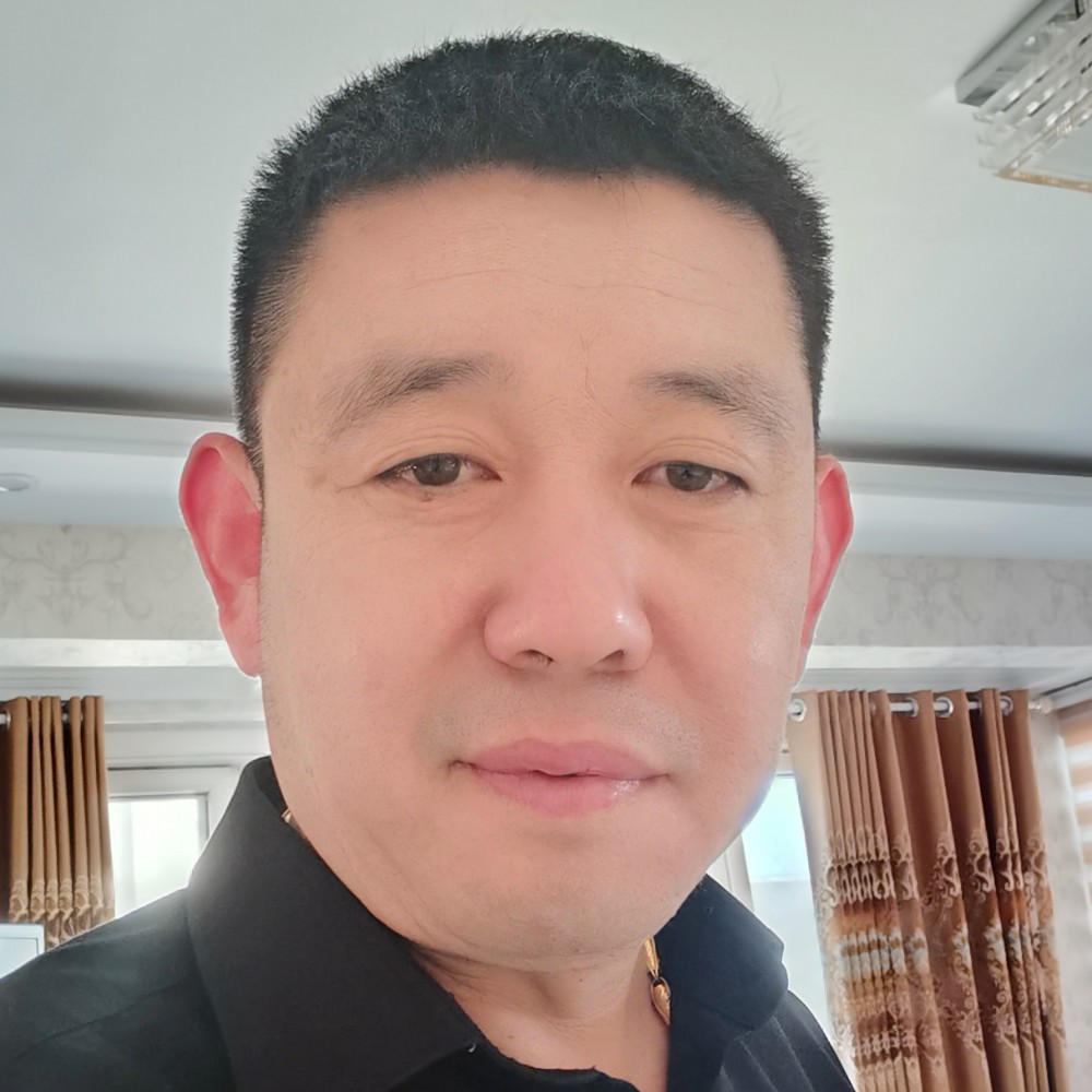 笑着红尖的照片