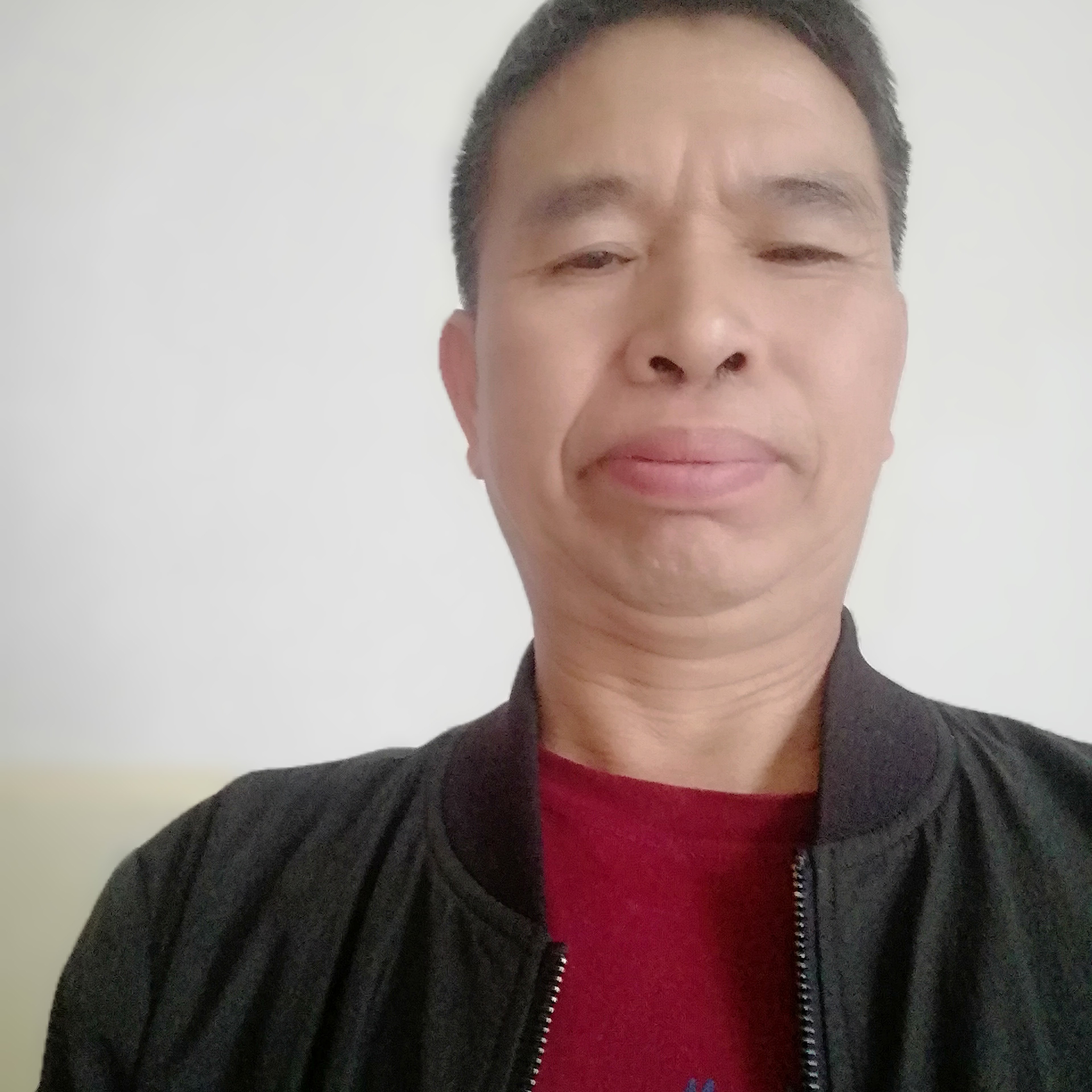 一个人笑老师的照片