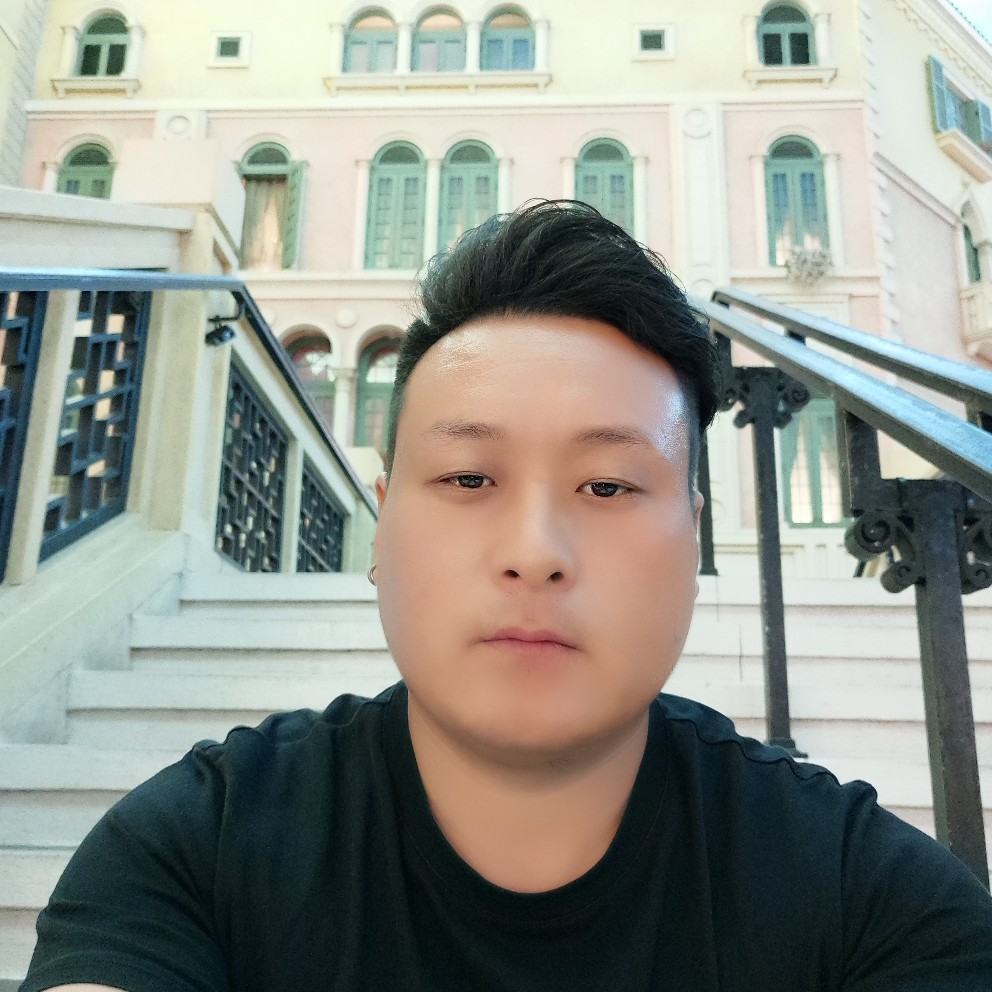 绝恋方明亮的照片