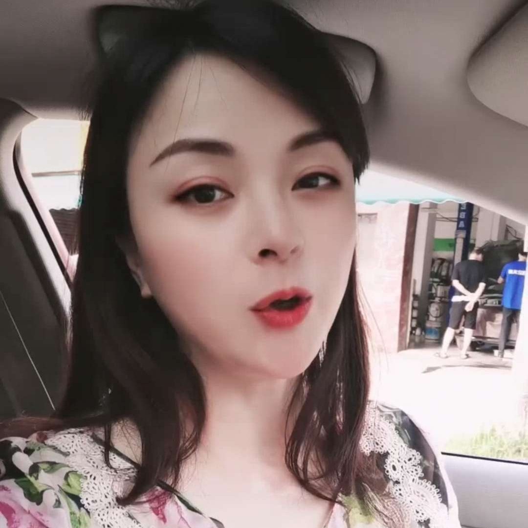 默默的小松鼠的照片