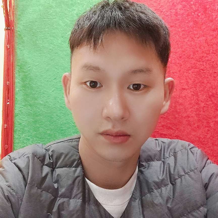 过客和傻傻的照片