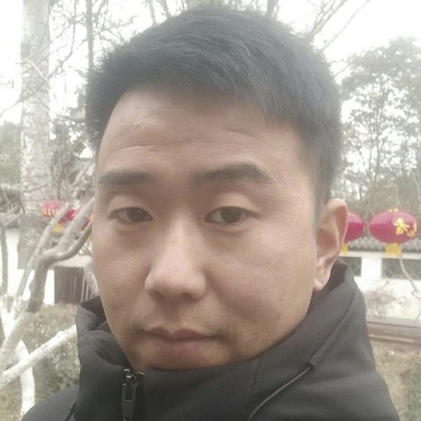 迷途中的小书童的照片